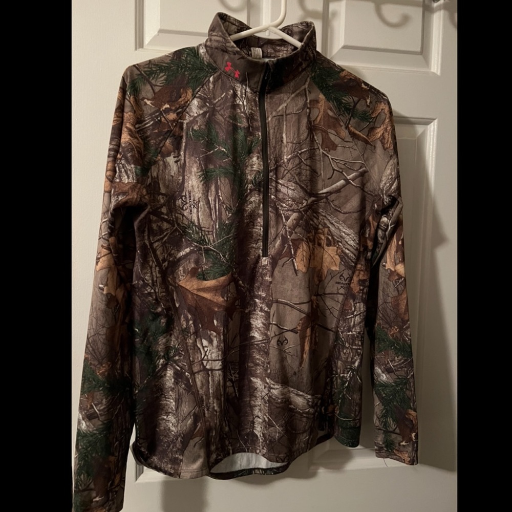 Under Armour camo long sleeve shirt